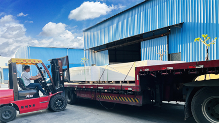 Loading solid surface sheets